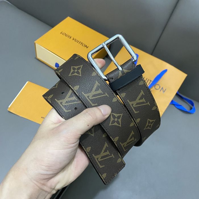 Louis Vuitton Belt 40MM LVB00139